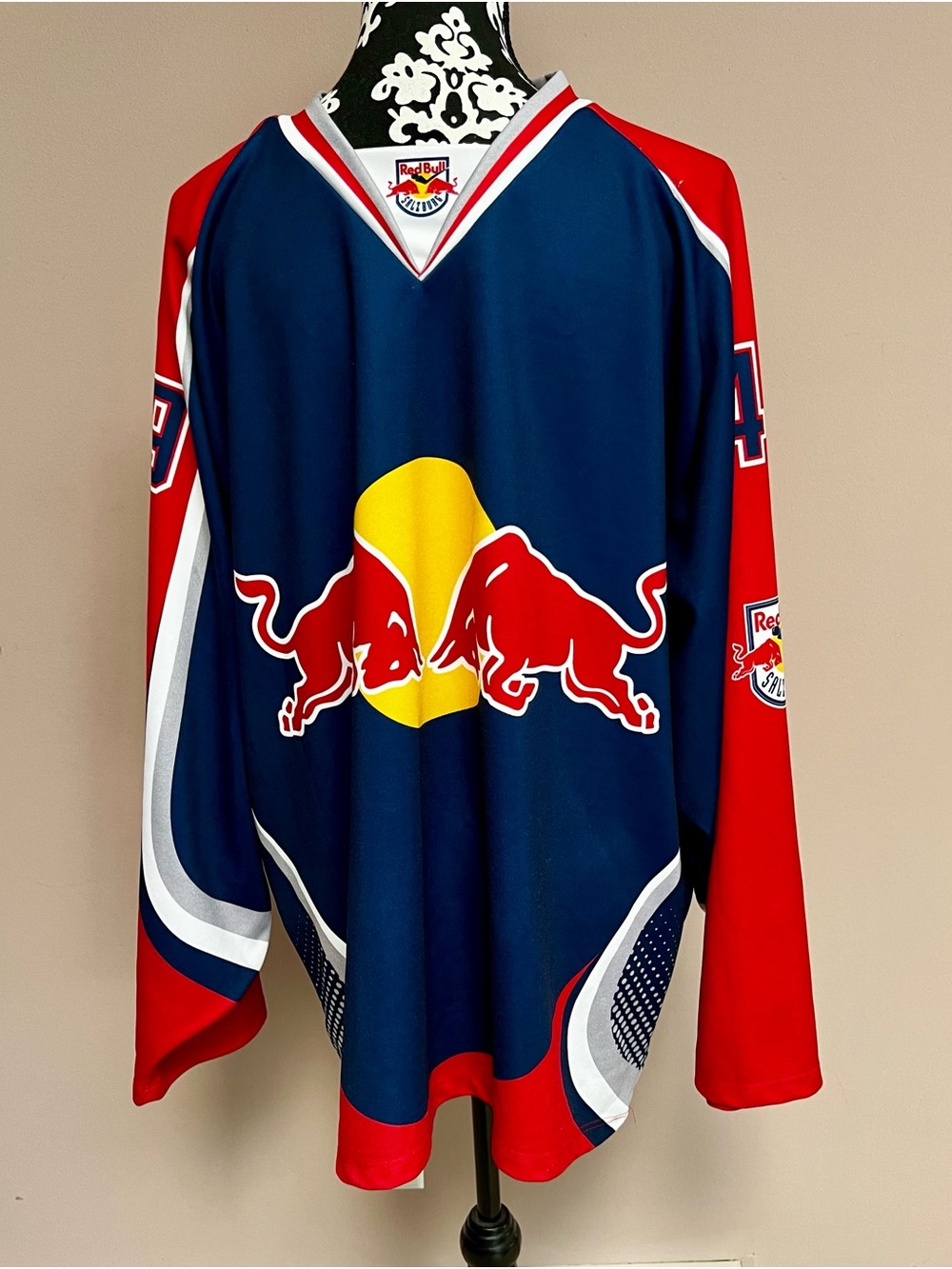 REEBOK EC RED BULL Salzburg Authentic Fan Apparel Hockey Jersey #49 Motto Kit